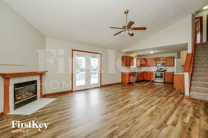 5546 Breshly Way – photo 2
