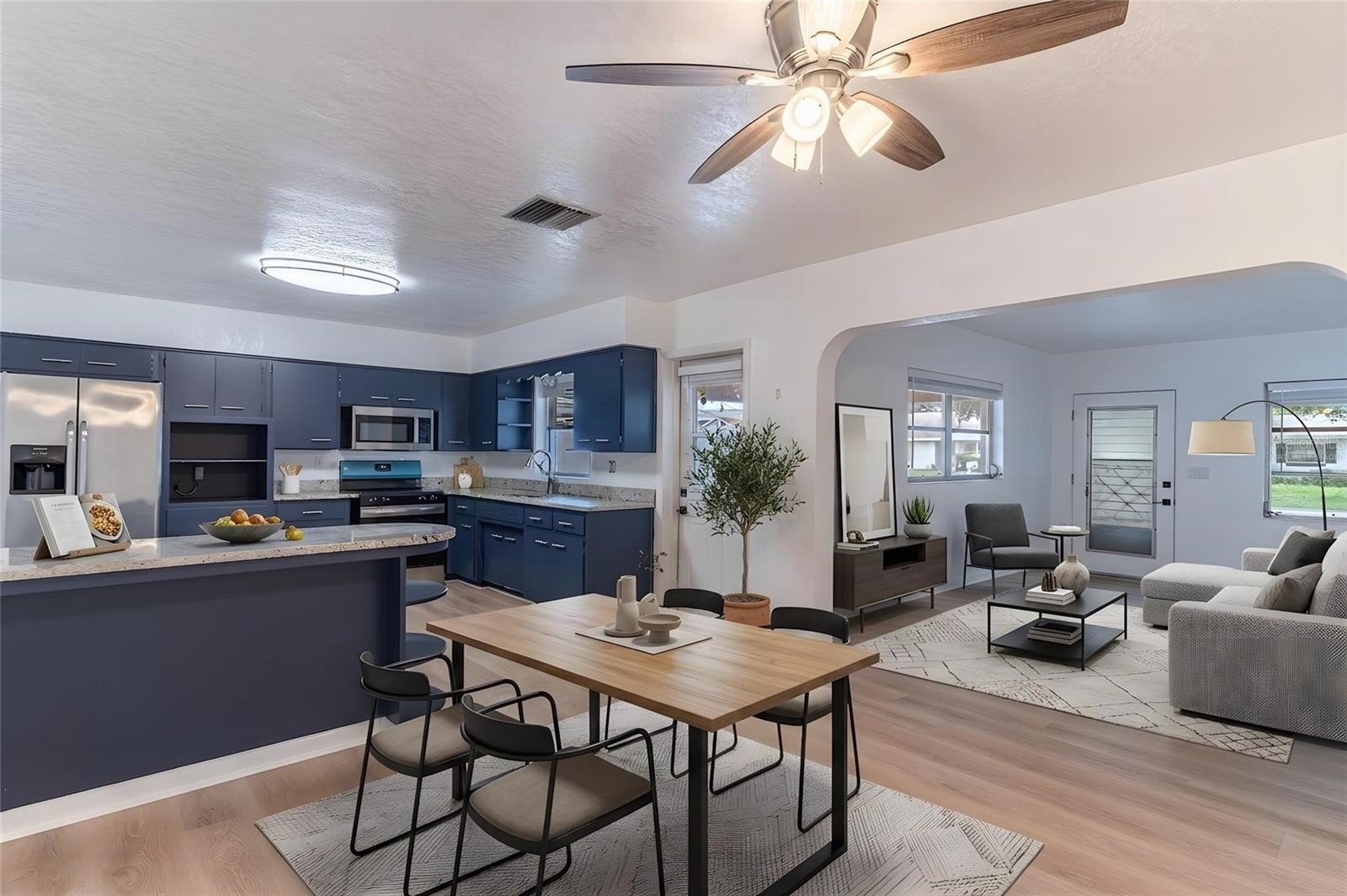 145 Beverly Dr – photo 2
