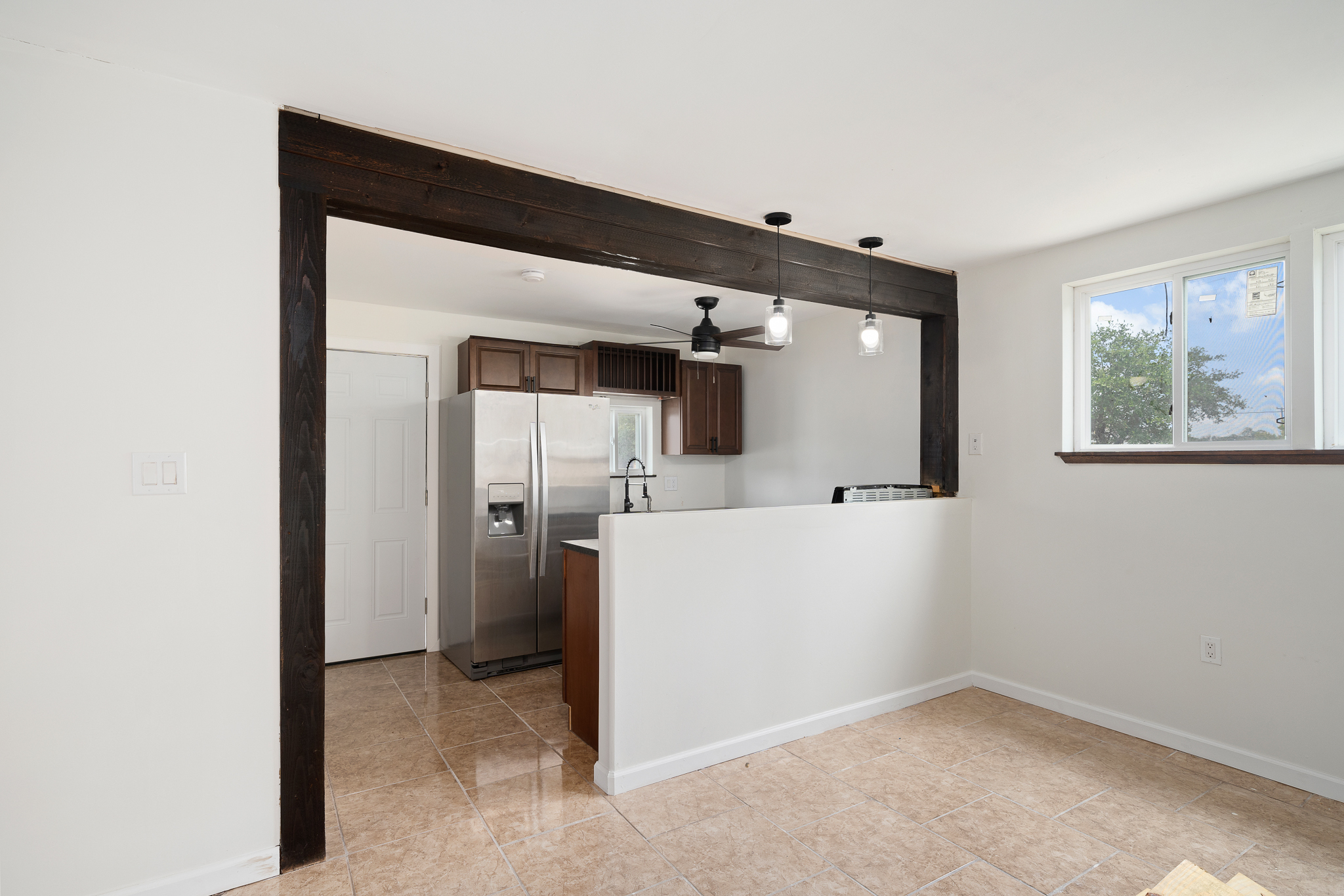 215 S 11th St unit 1 – photo 2