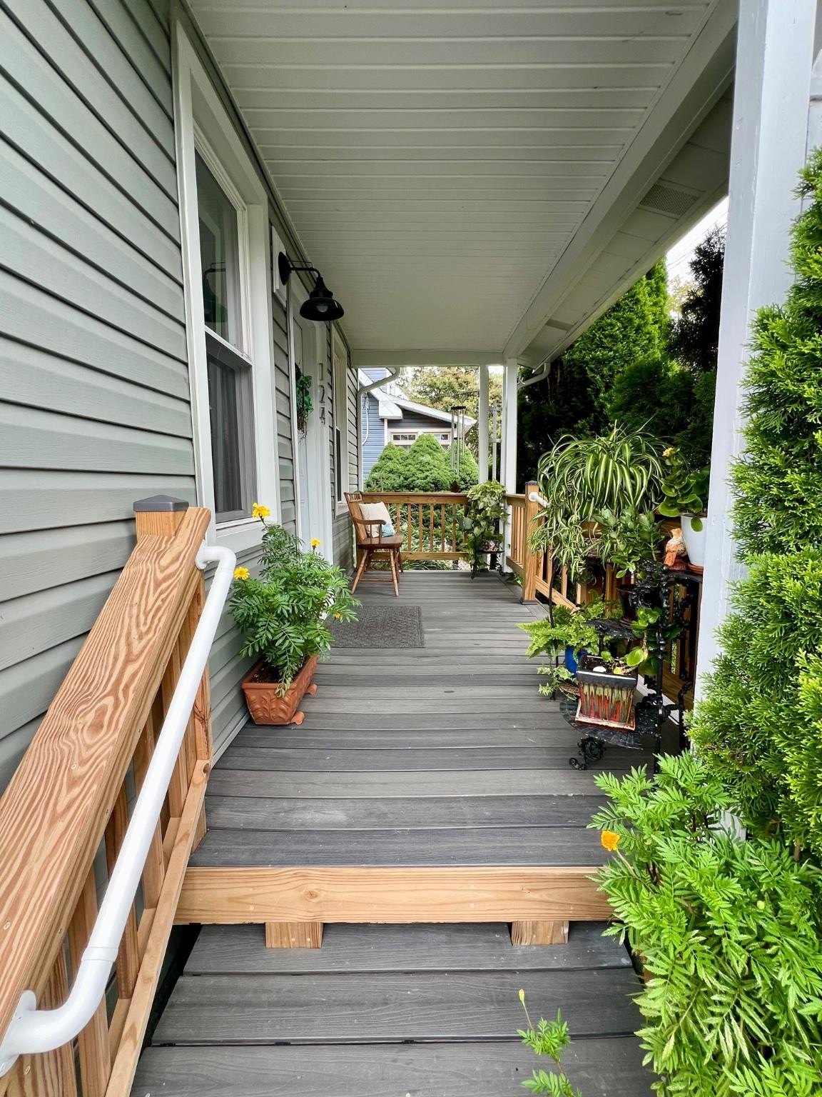124 W Franklin St – photo 4
