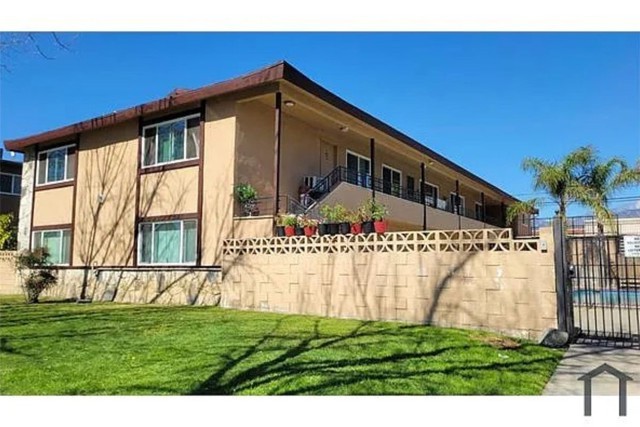 811 Orchid Ct unit L – photo 4