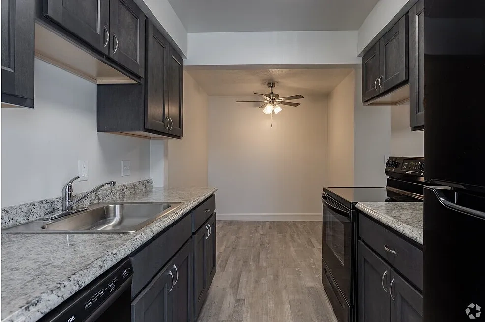 Shadow Creek Apartments – 2 bed 2 bath