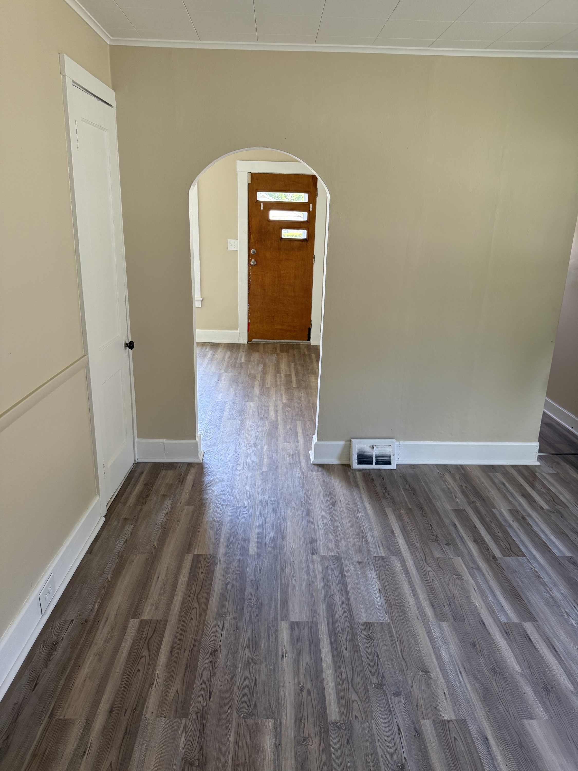 25 S Osborn Ave – photo 3