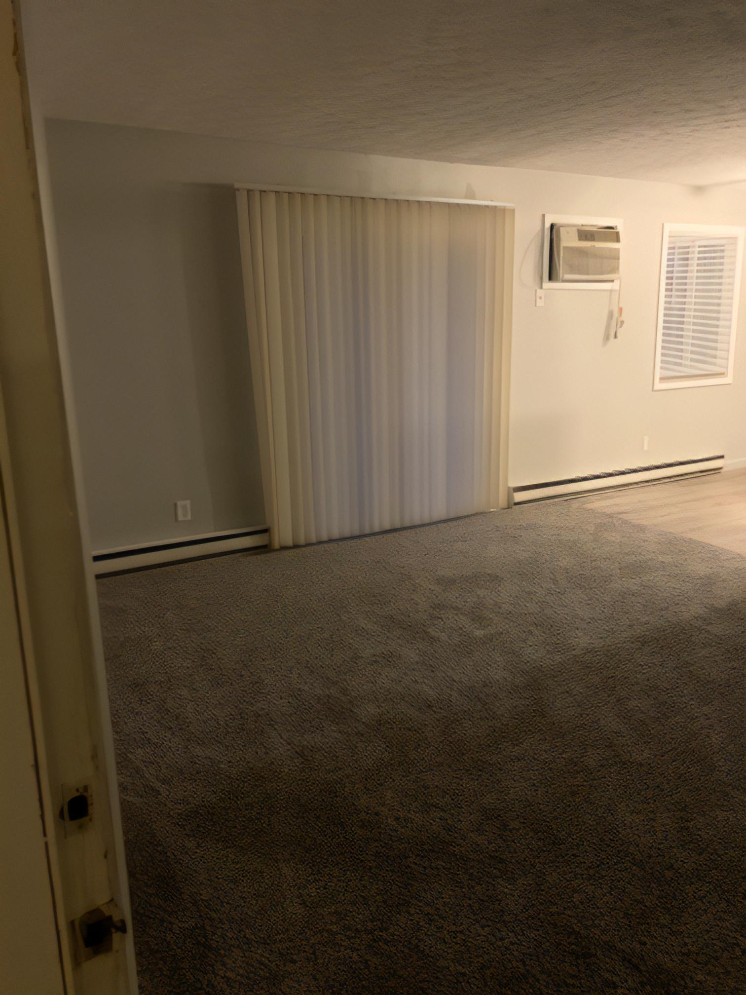 5381 Southgate Blvd – photo 2