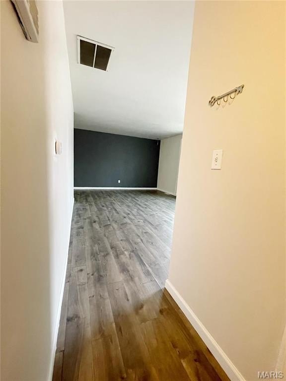 712 Juniper Dr – photo 3