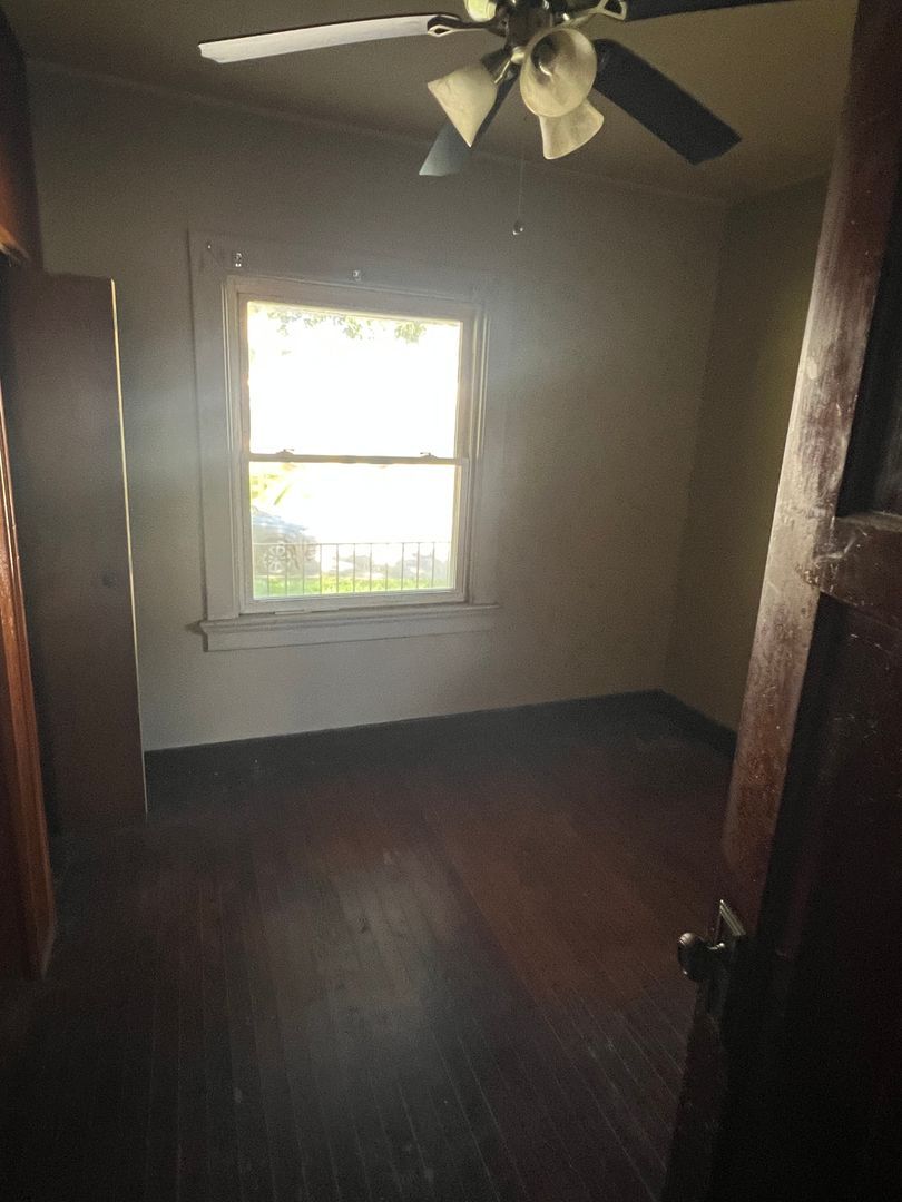 212 E Siebenthaler Ave – photo 2