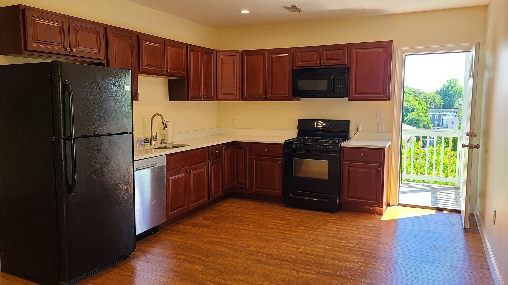 9 Alban St unit 3 – photo 5