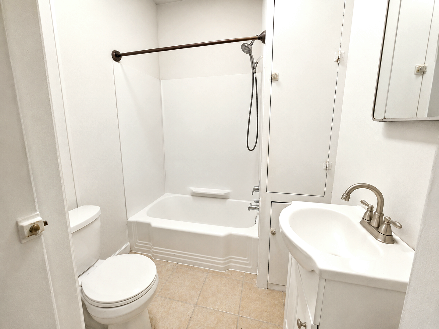 2 Shady Dr W unit 2 – photo 4