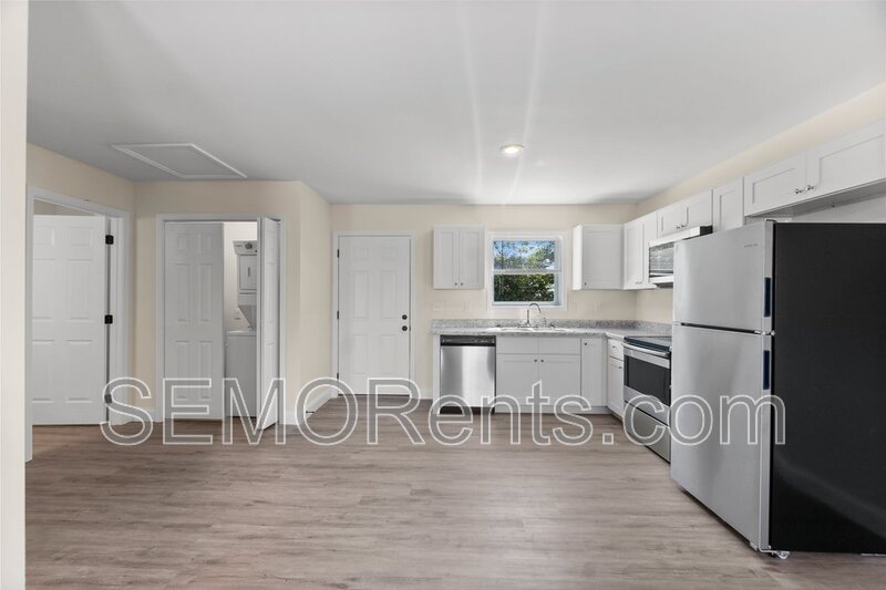 177 Coles Hl unit 103 – photo 1