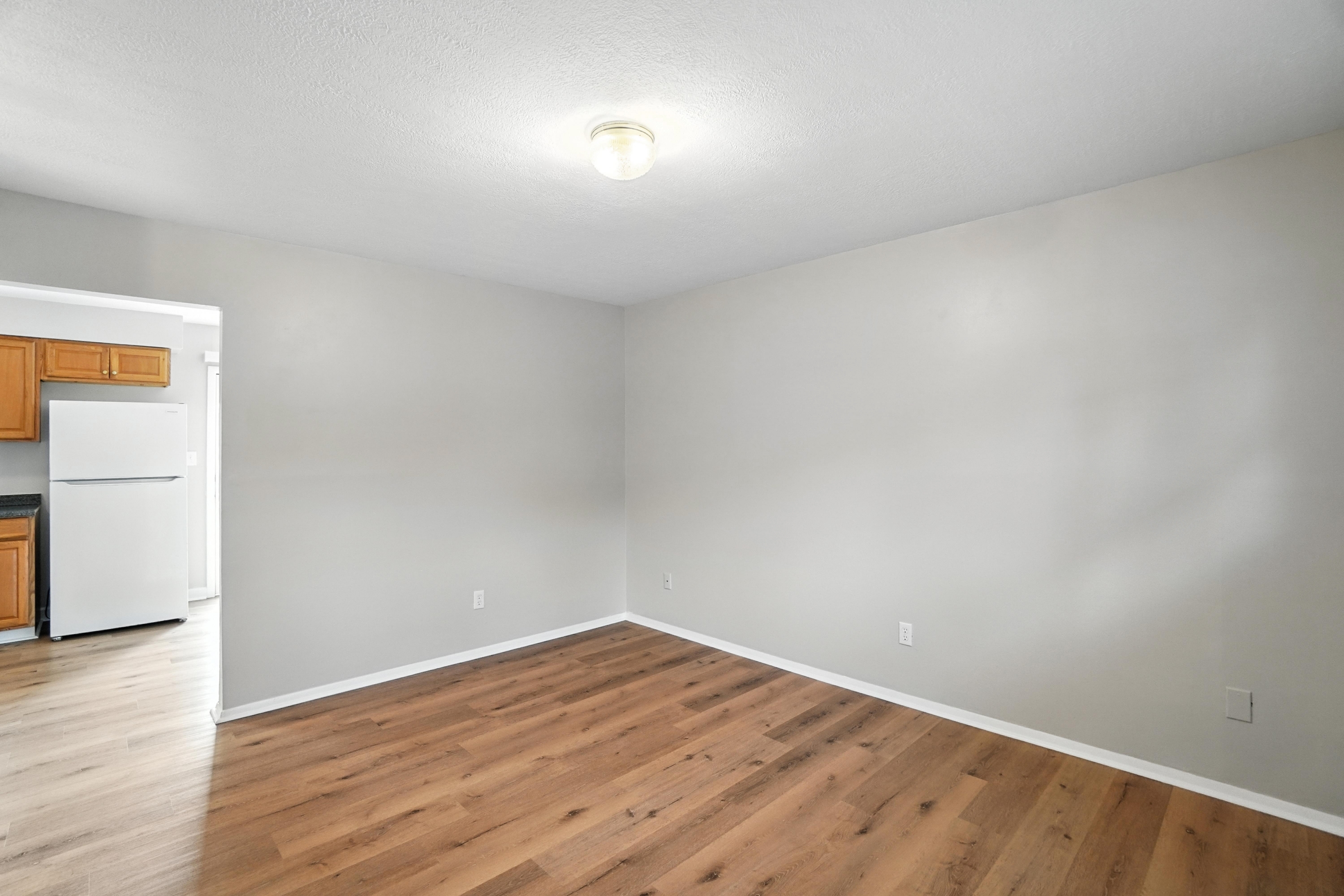253 S Liberty St unit 2 – photo 4