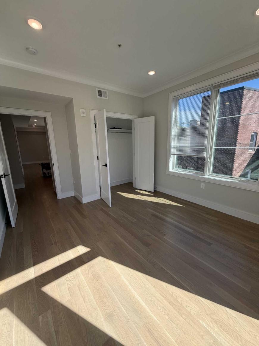 109 Warren St – photo 5