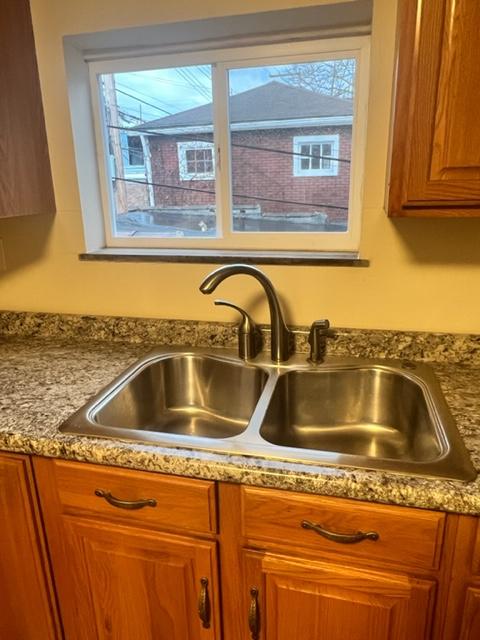 716 Maplewood Ave – photo 3