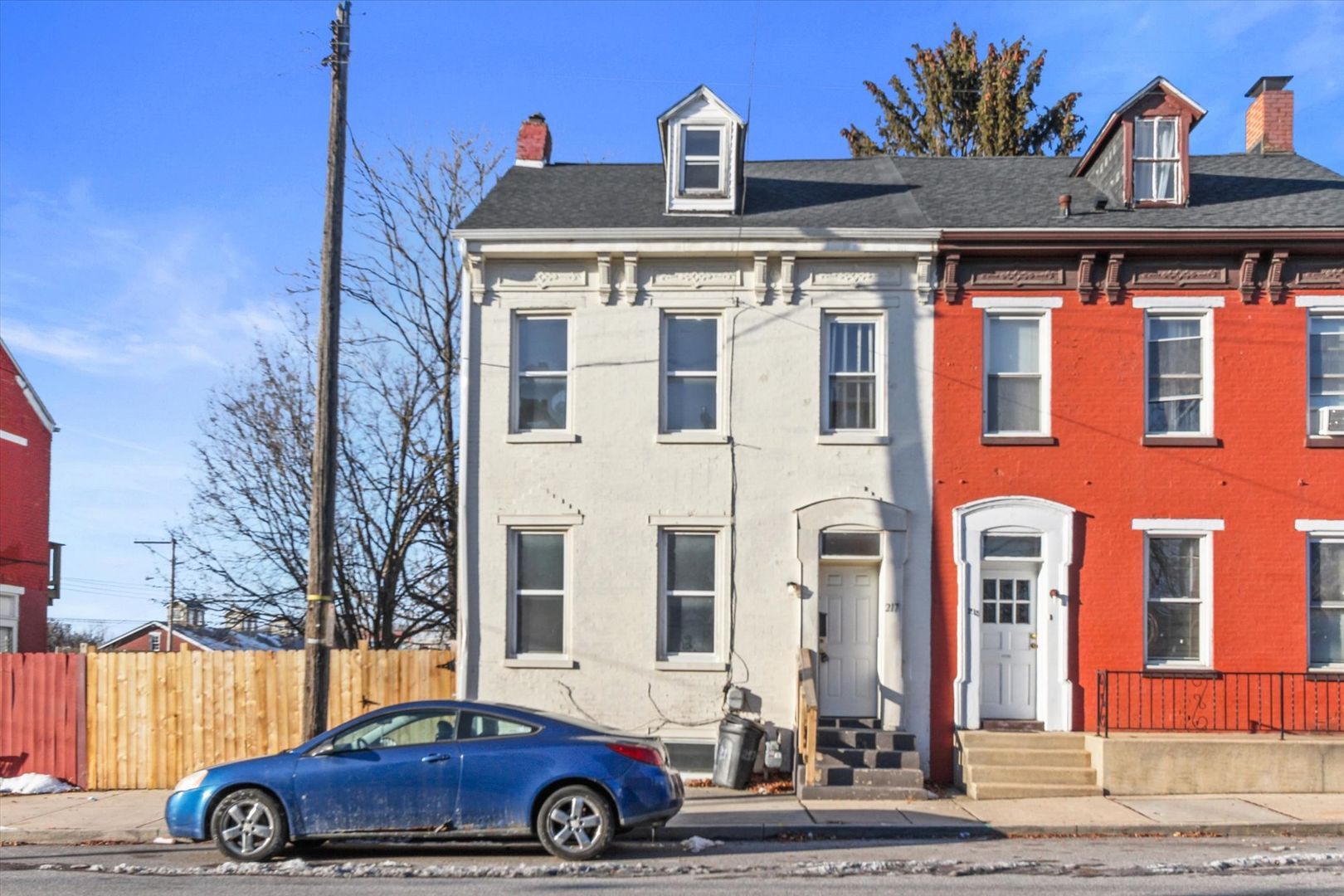 217 W College Ave – photo 1
