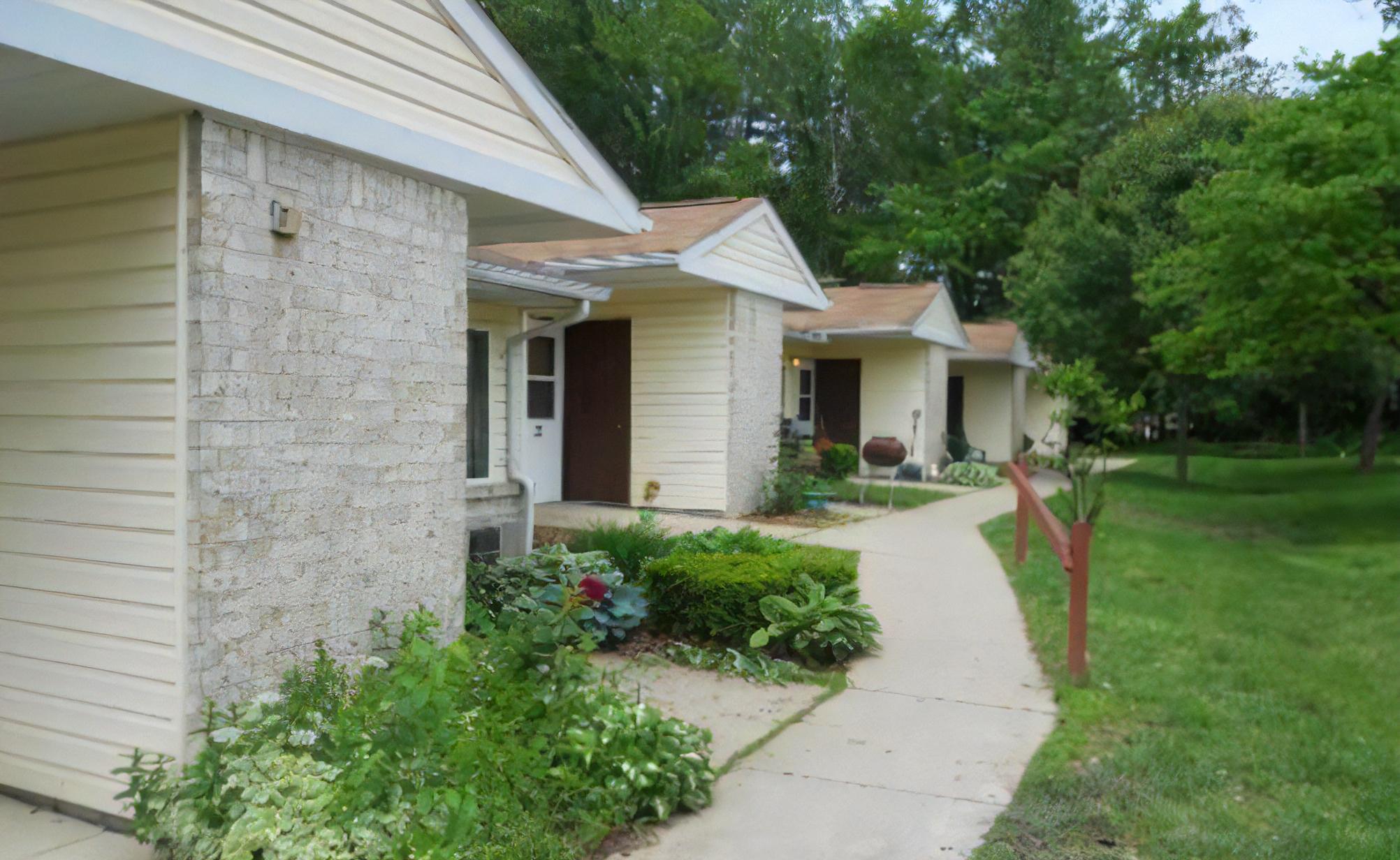1008 Hayden Pl – photo 4