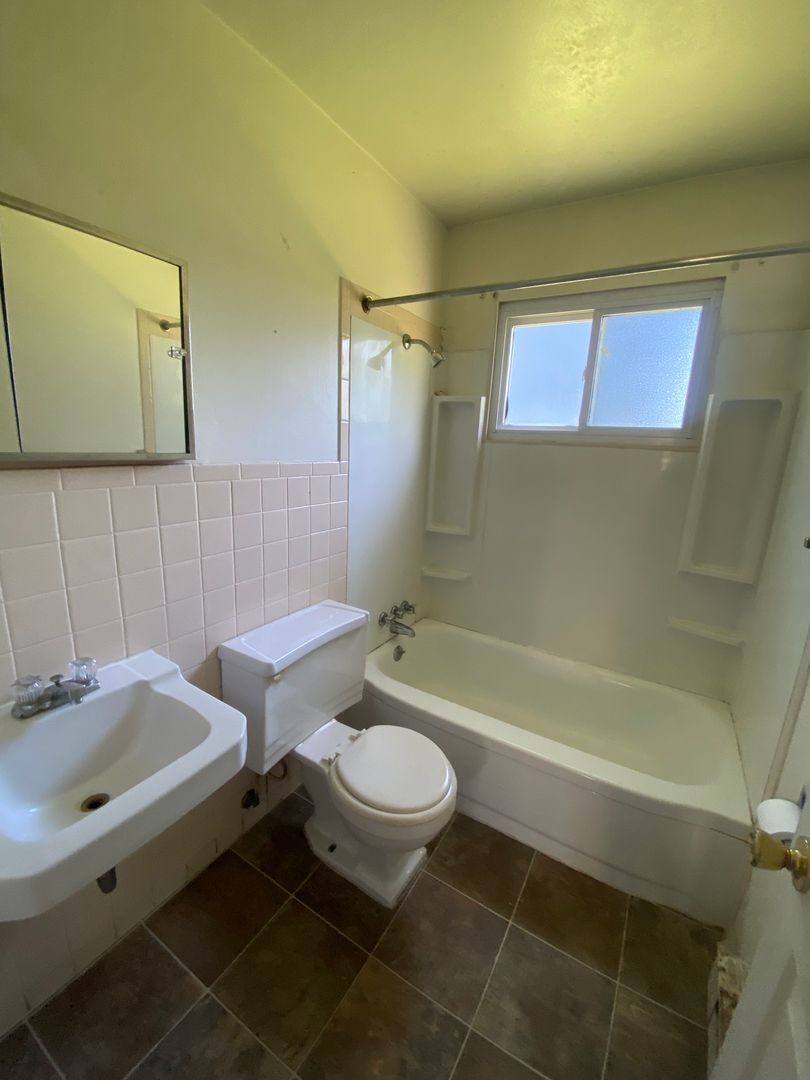 701 S Wall St unit 8 – photo 4