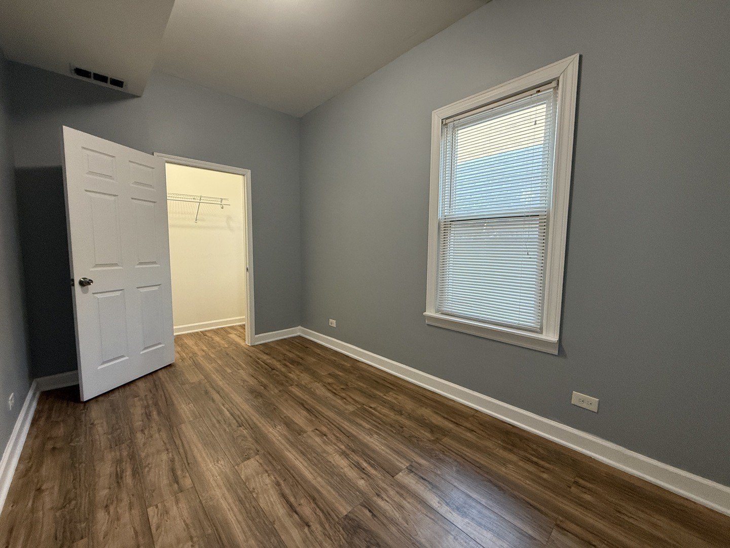 9738 S Ave L #2 – photo 4