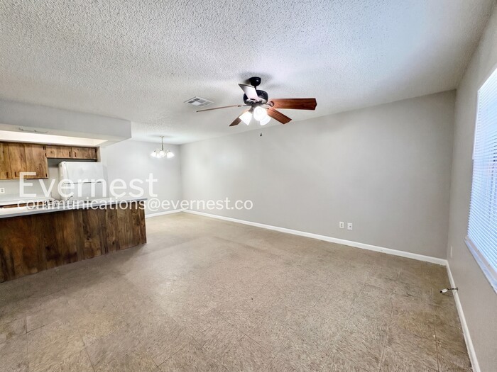 3062 St Paul Dr – photo 4