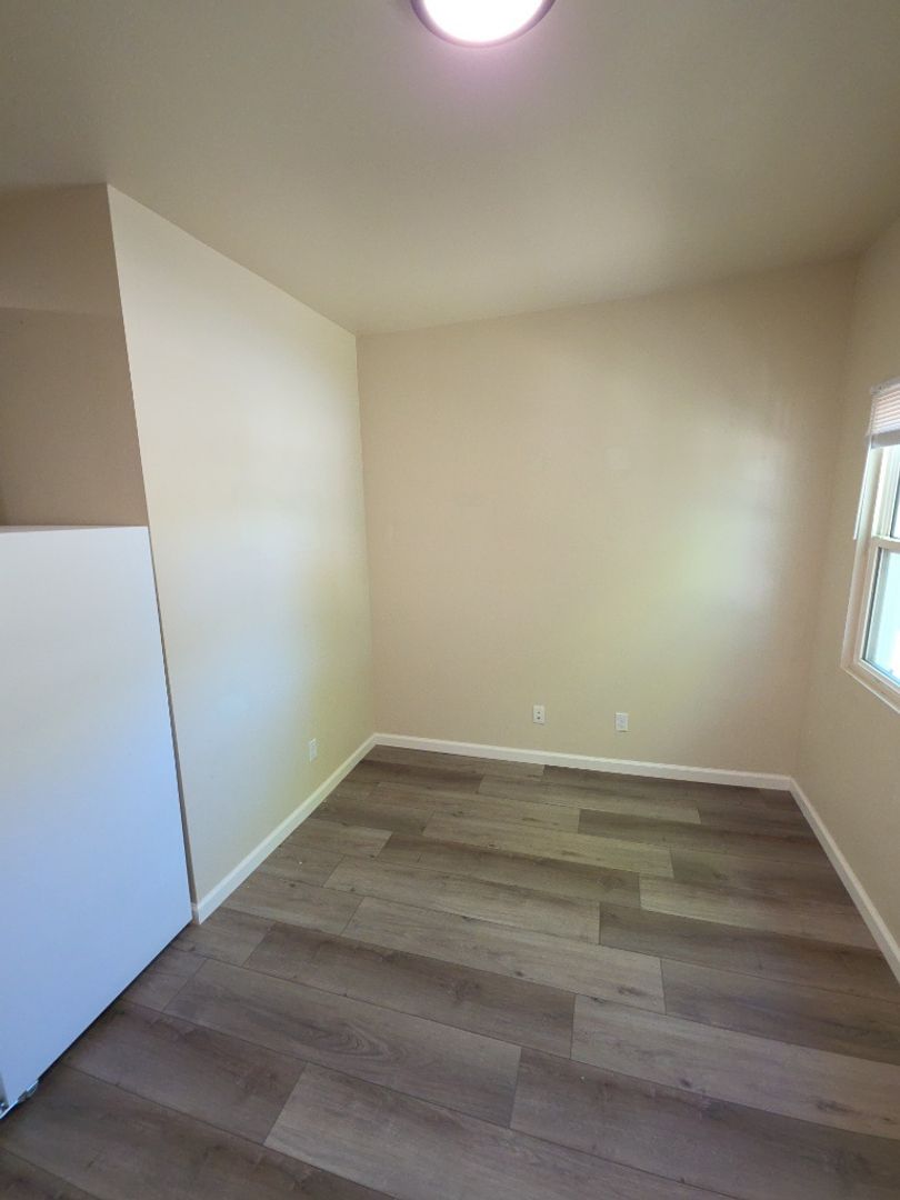 1125 N Main St unit Unit L – photo 4