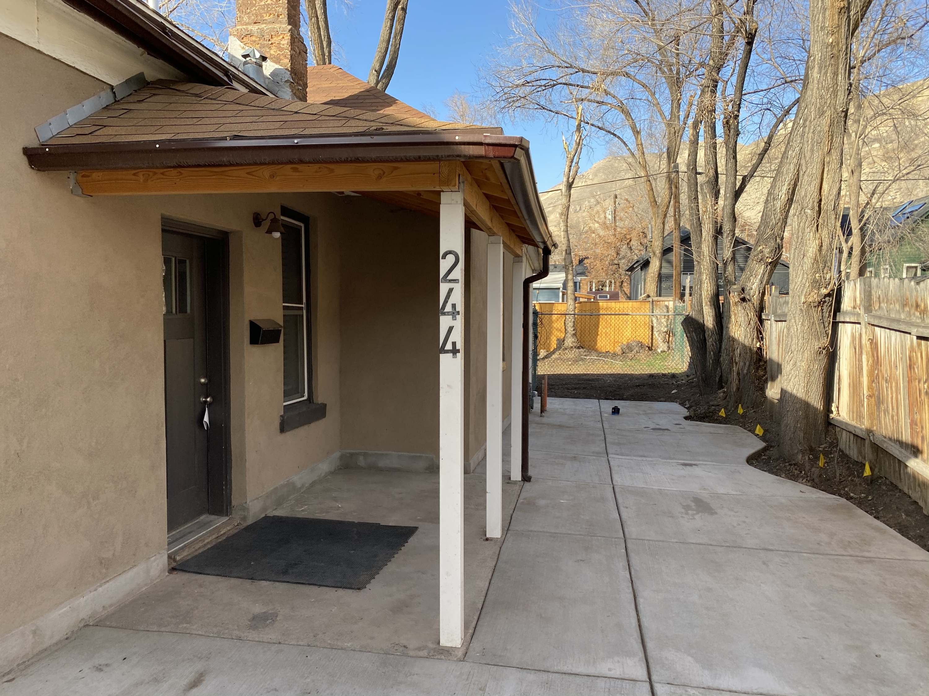 244 Fern Ave N – photo 2