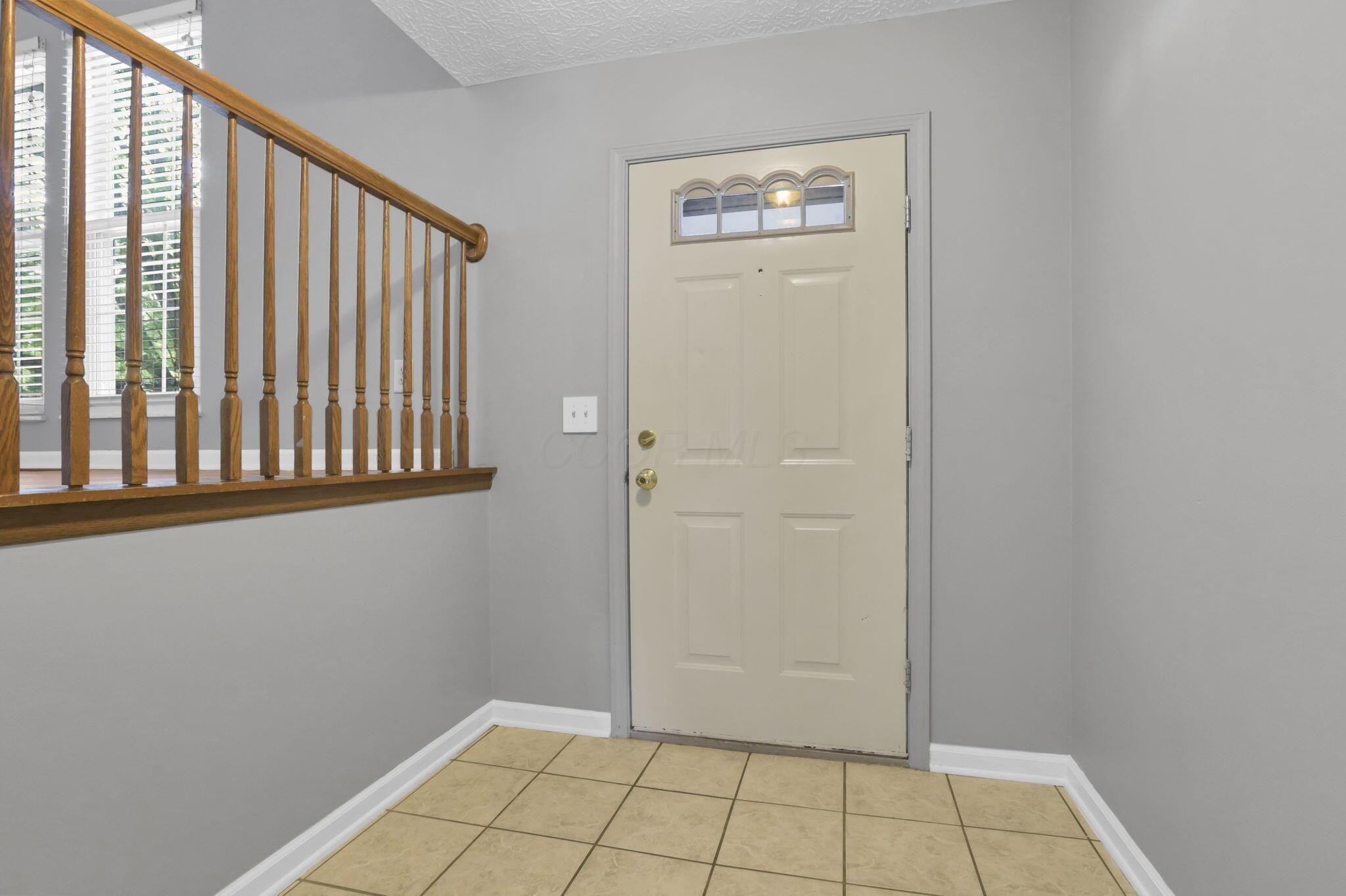 933 Briaro St – photo 4