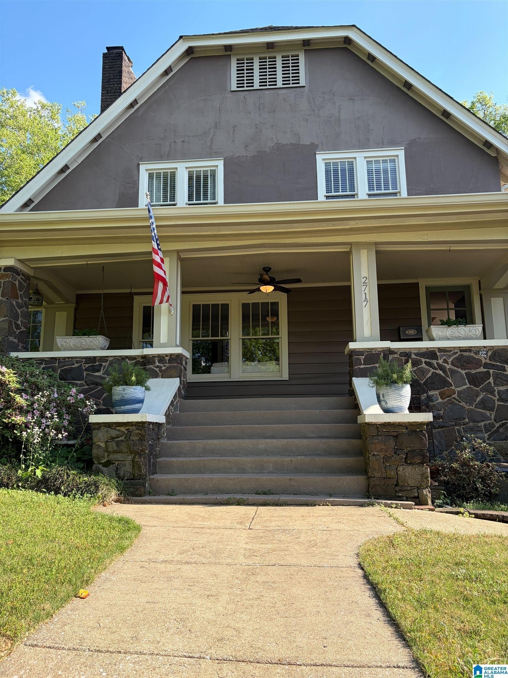 2717 Caldwell Ave S – photo 2