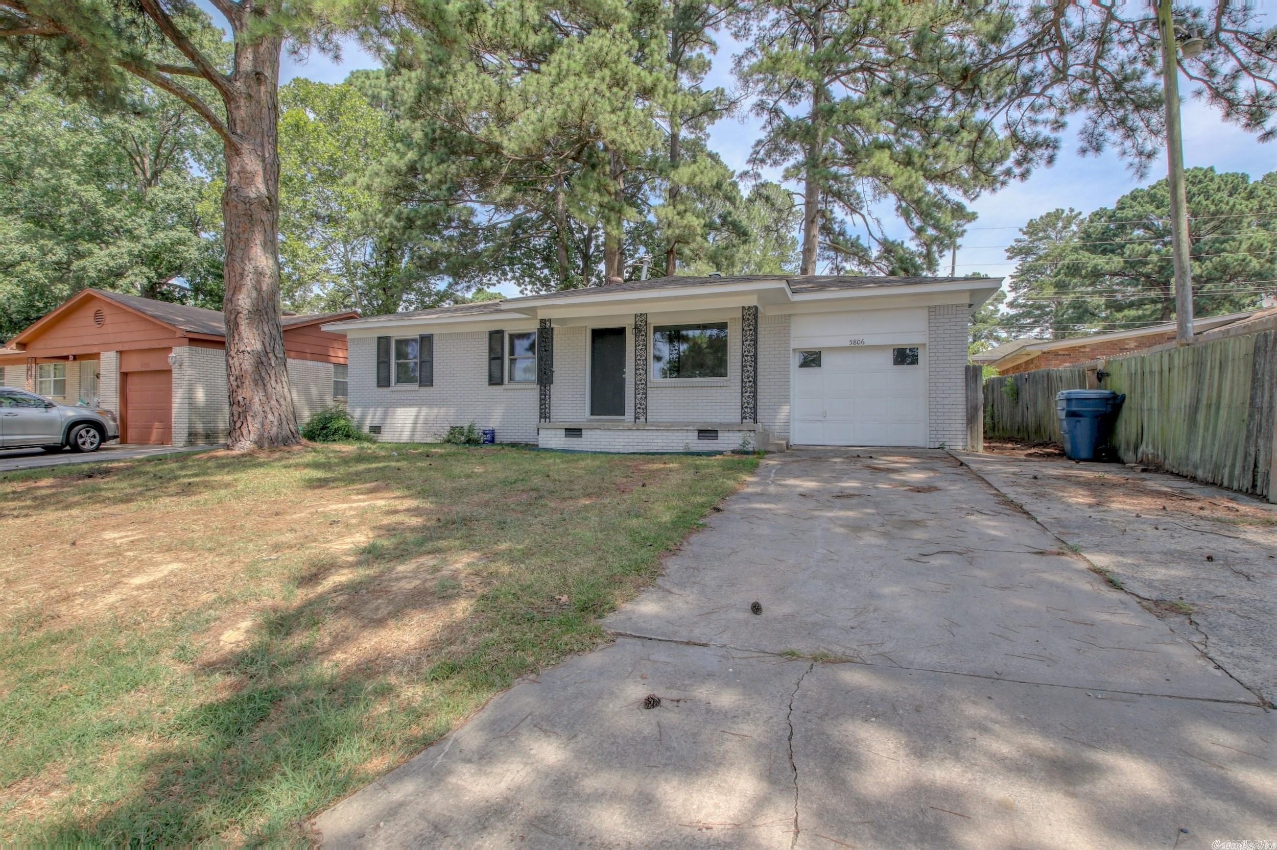 5806 Southwick Dr – photo 2