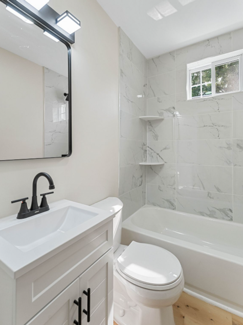 2066 Eastburn Ave – photo 1