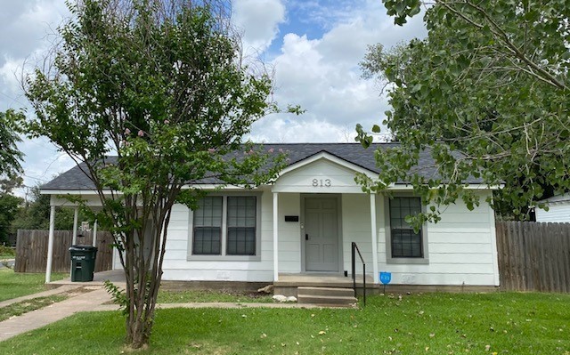 813 McAshan St – photo 1