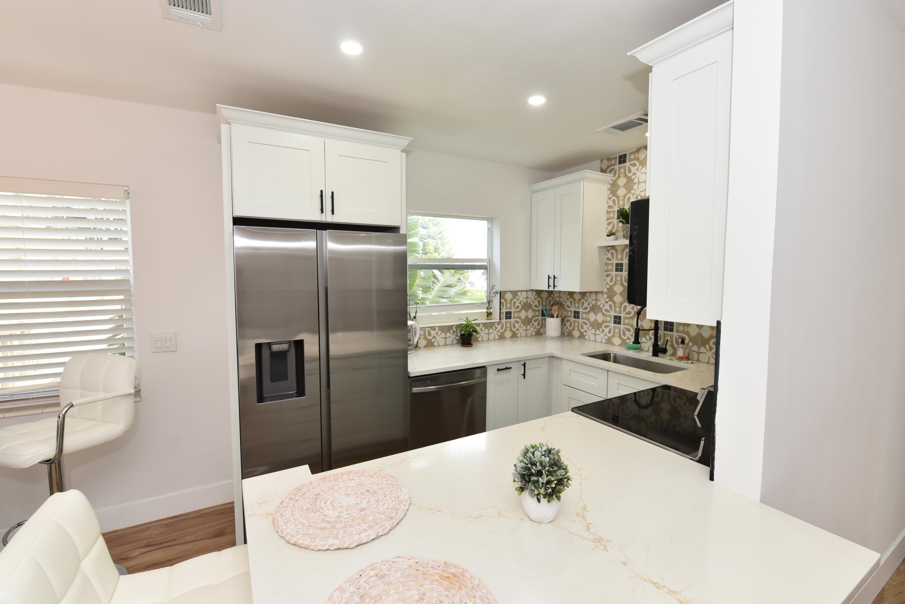 112 Salisbury E – photo 3
