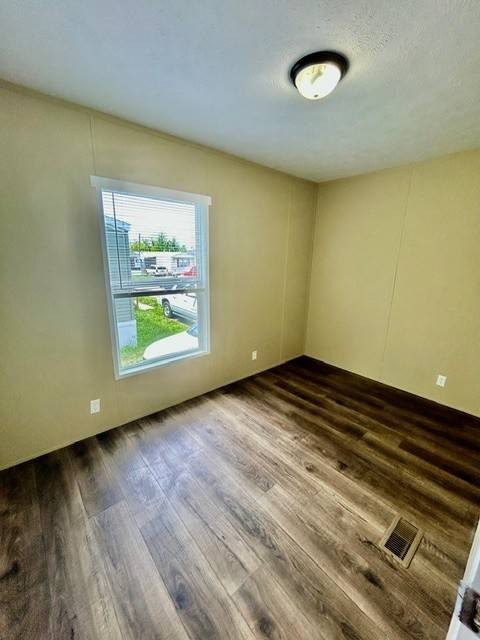 8001 Hamilton Ave #27 – photo 3