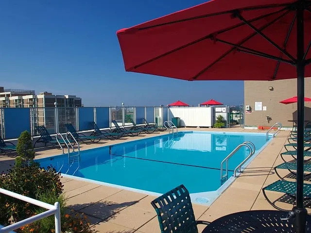 2121 Columbia Pike – photo 4