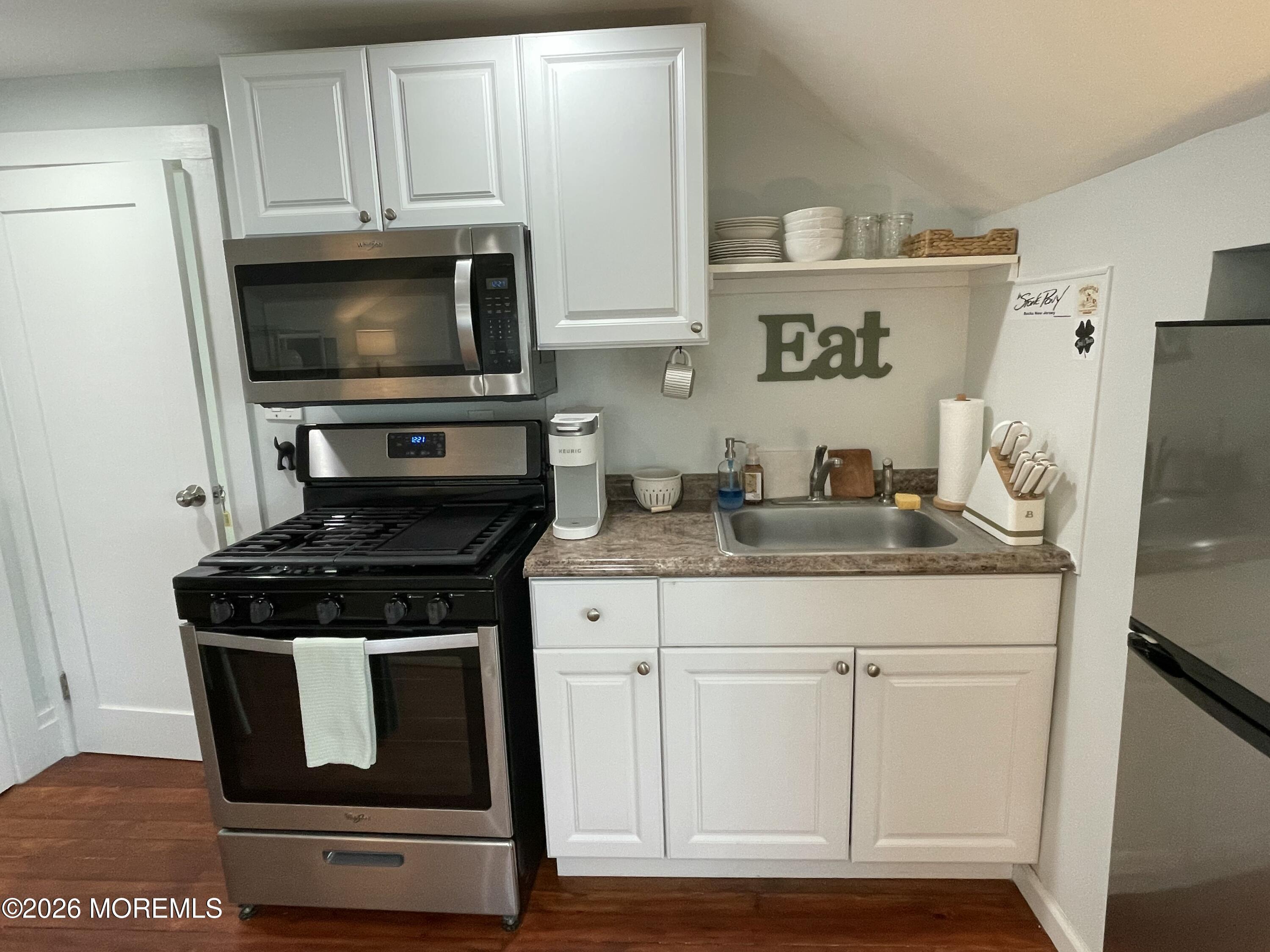 205 Euclid Ave – photo 3