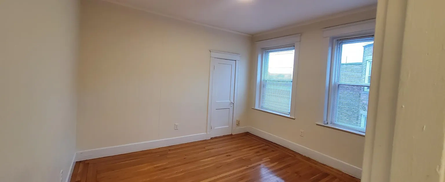 91 Kilmarnock St. – photo 4