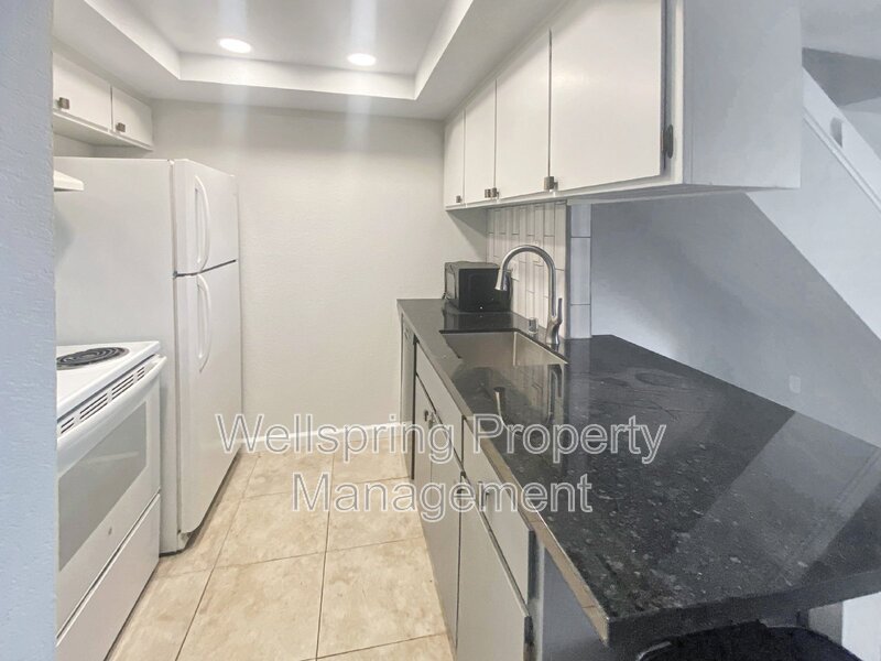 1529 Pyrenees Ave unit # 4 – photo 5