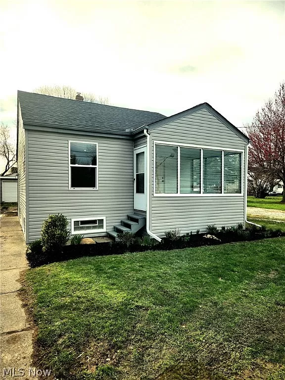 1310 N Leavitt Rd – photo 1