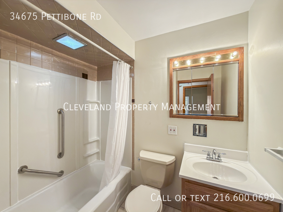 34675 Pettibone Rd – photo 4