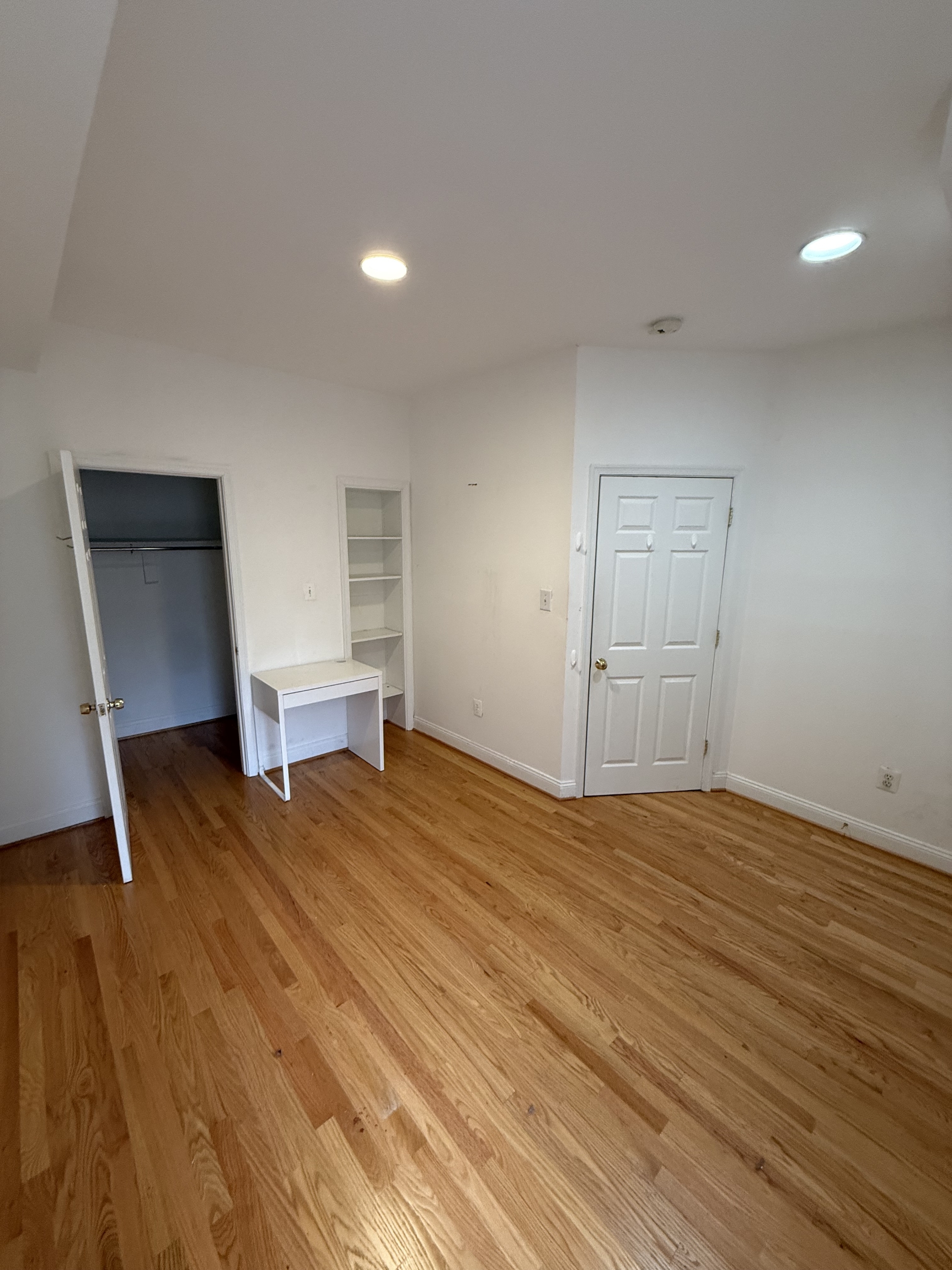 1450 Newton St NW unit 4 – photo 3