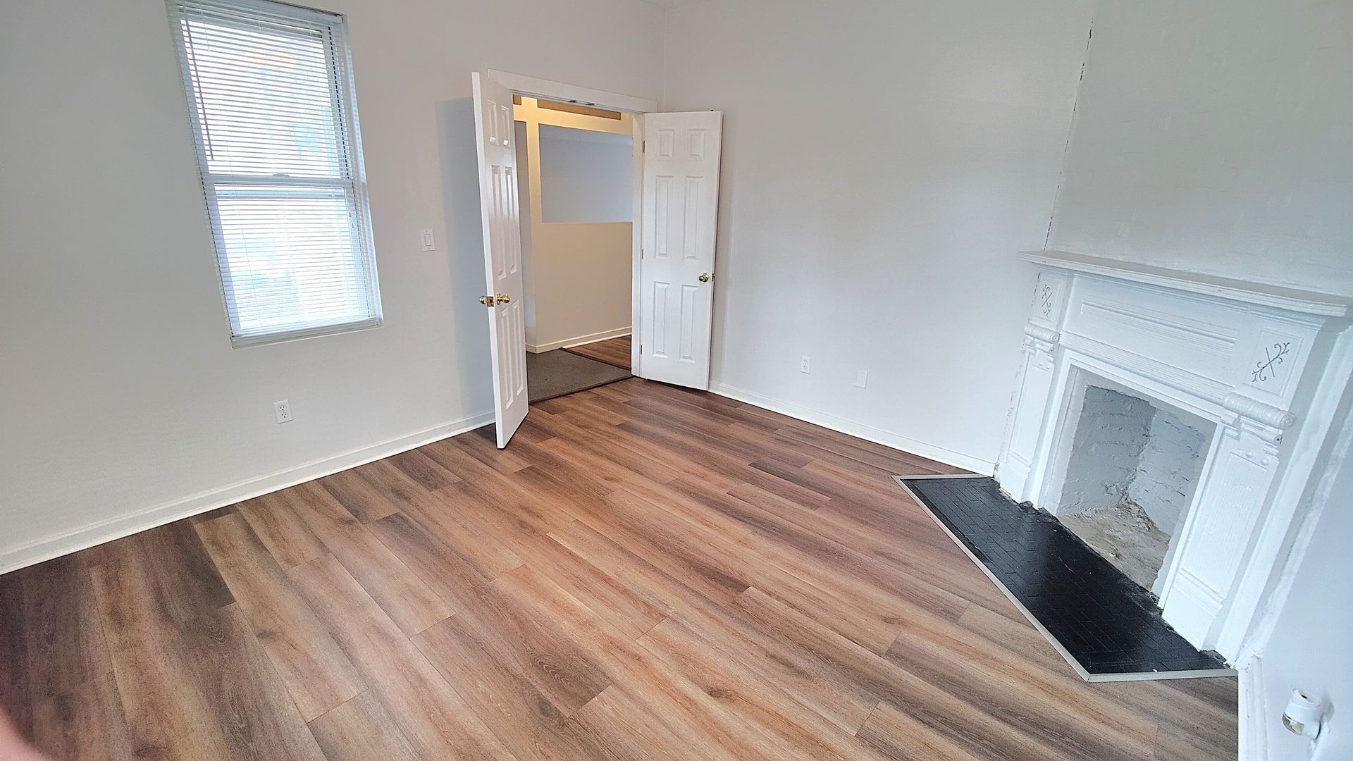 409 Kingsboro St unit 2 – photo 5