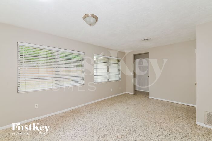 4516 56th St W – photo 2