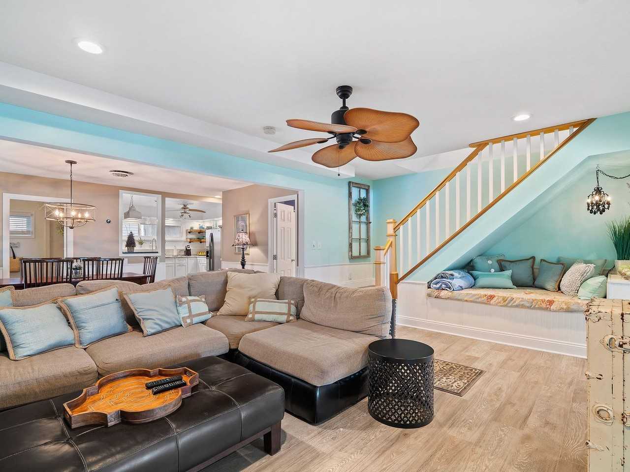 6209 Oakwood Beach Dr unit 1593908P – photo 1