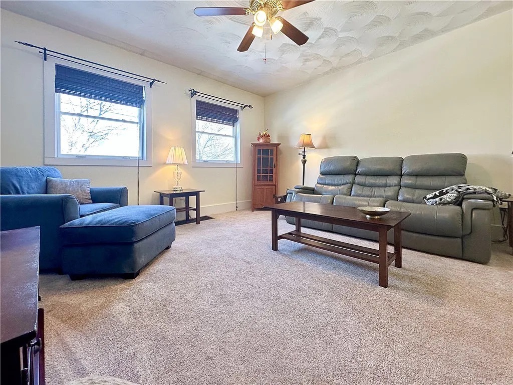 206 3rd St unit A – photo 4