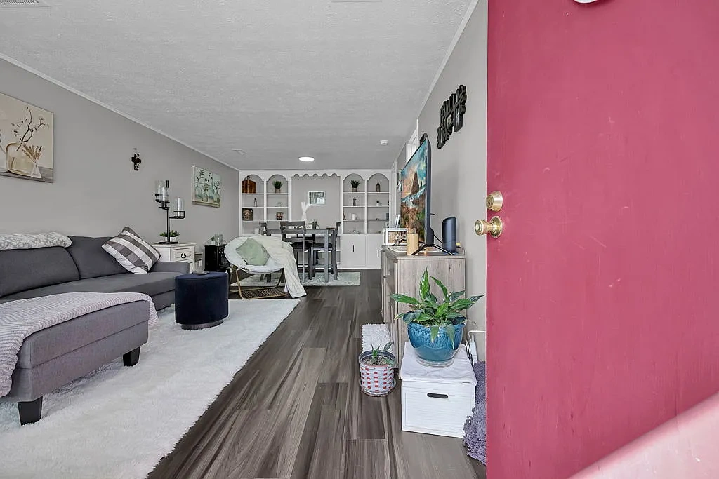 Woodgate Apartments – photo 5