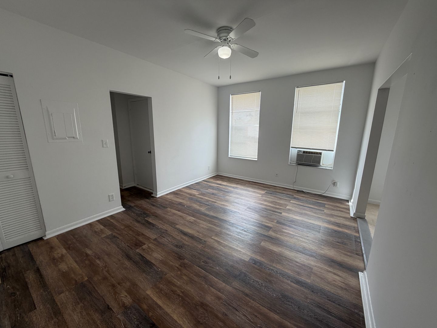 2716 S Dixie Hwy unit 306 – photo 5