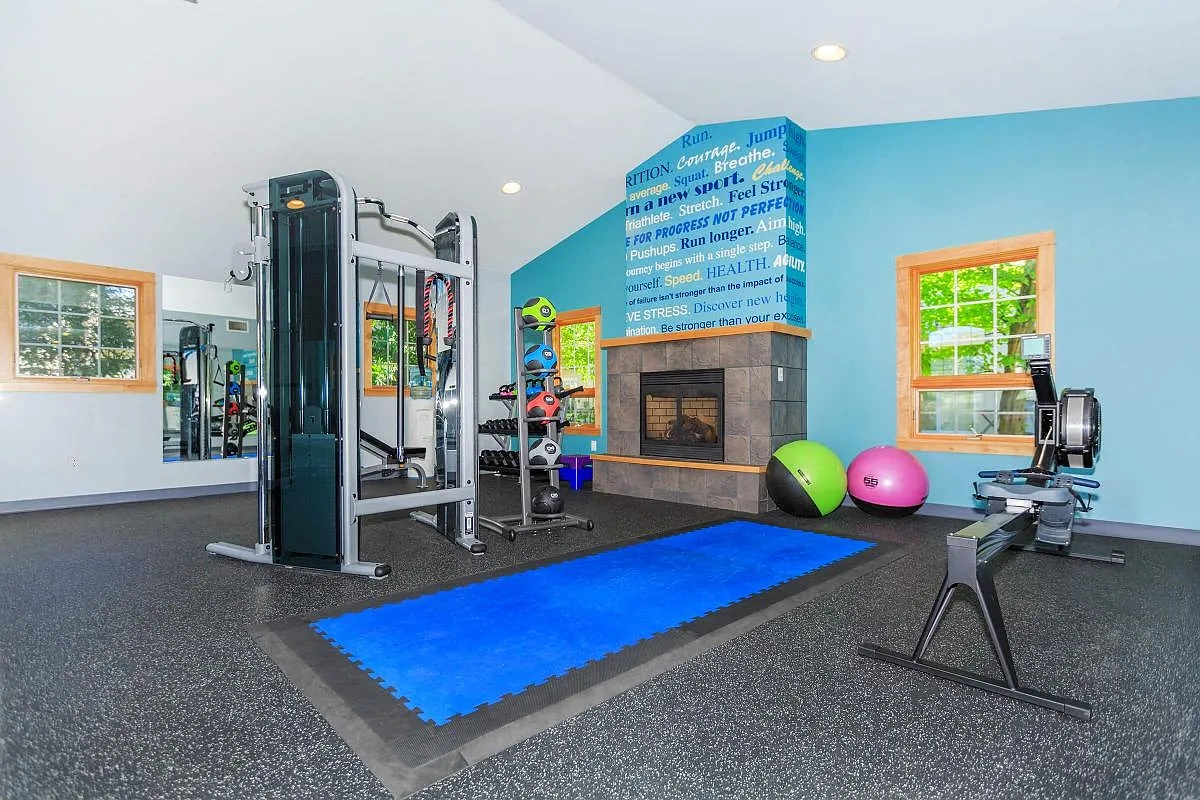 North Wood Apartments – photo 4