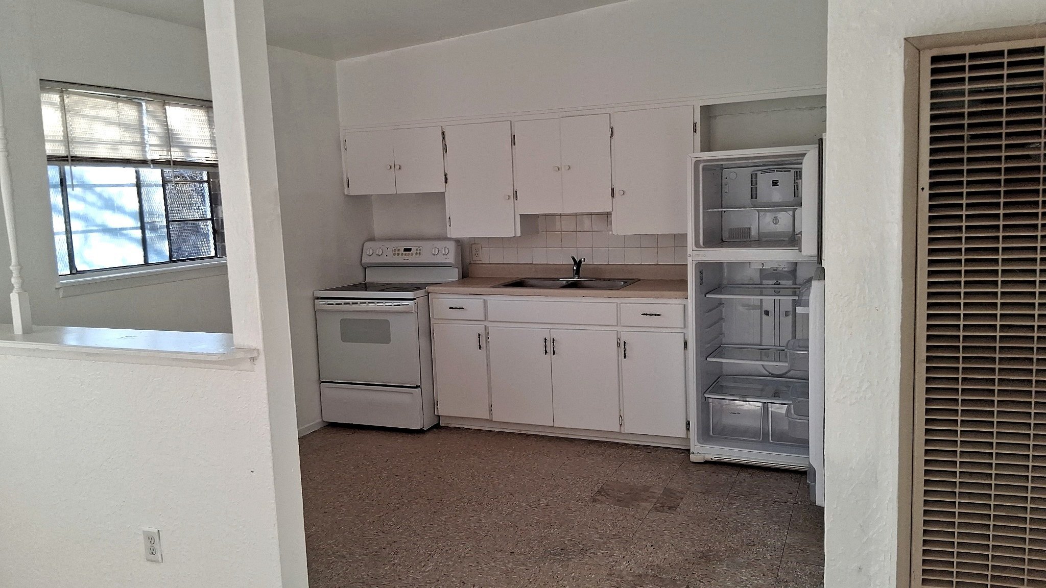 4429 Moonlight Ave unit 12 – photo 1