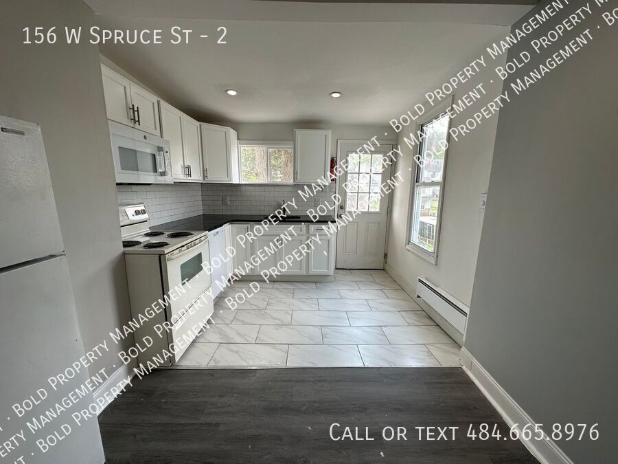 156 W Spruce St – photo 4