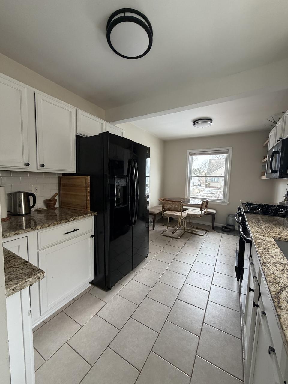 23077 Davey Ave – photo 5