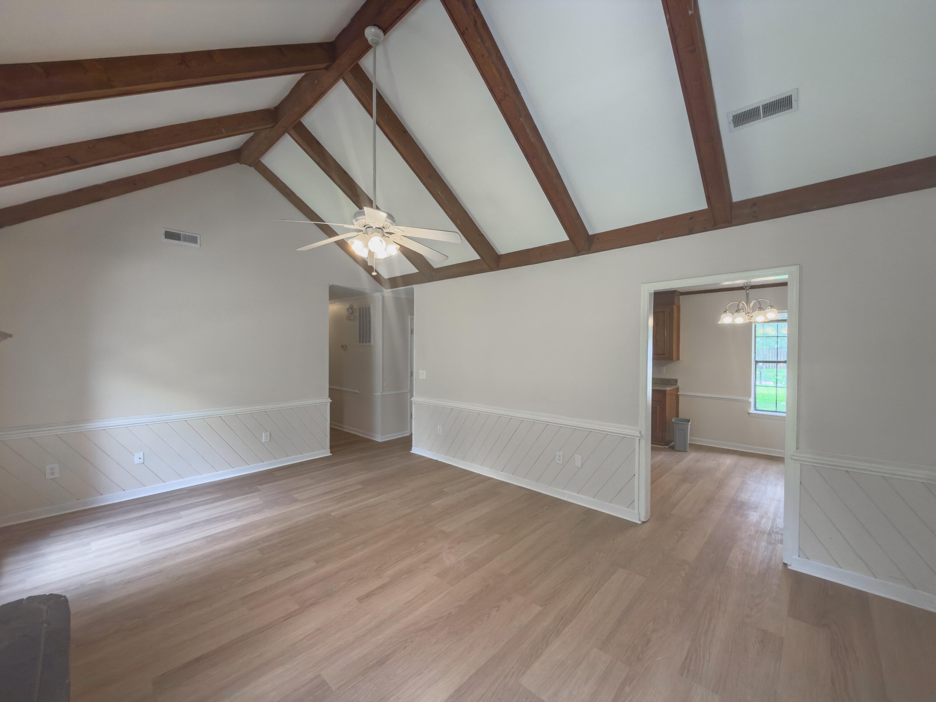 312 Indian Dr – photo 3