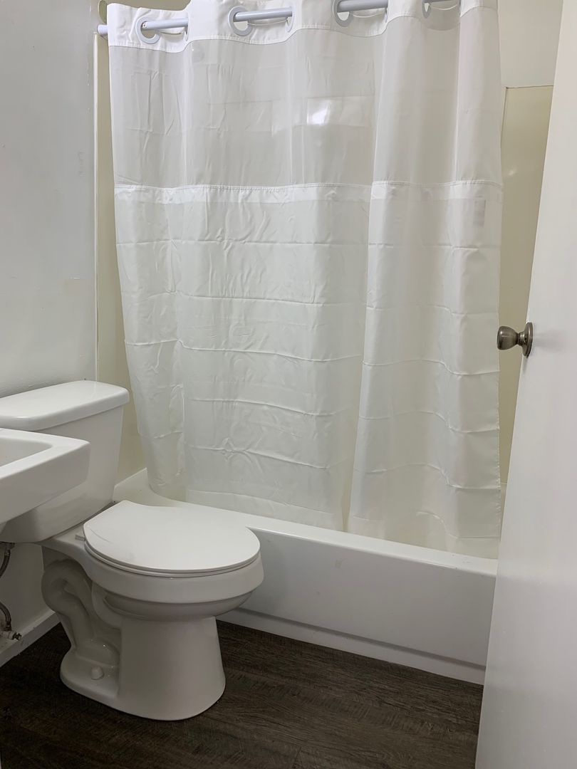 303 Vincennes Ave unit 3 – photo 1