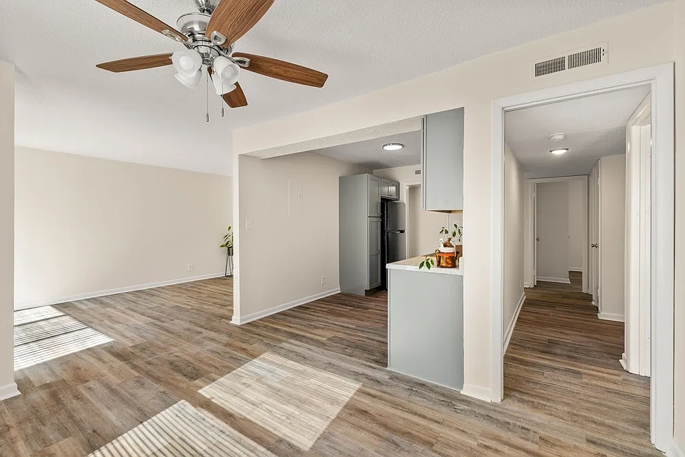 New Hanover Village Apartments – photo 1